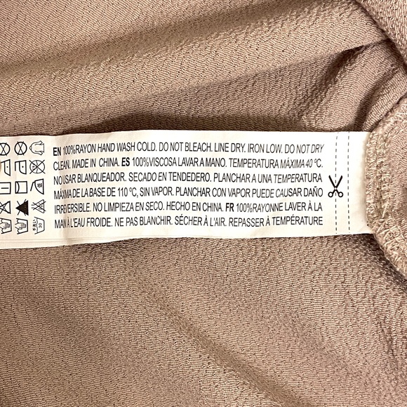 Forever 21 criss cross tan lightweight flowy fabric tunic top. Women's size M - Picture 8 of 9